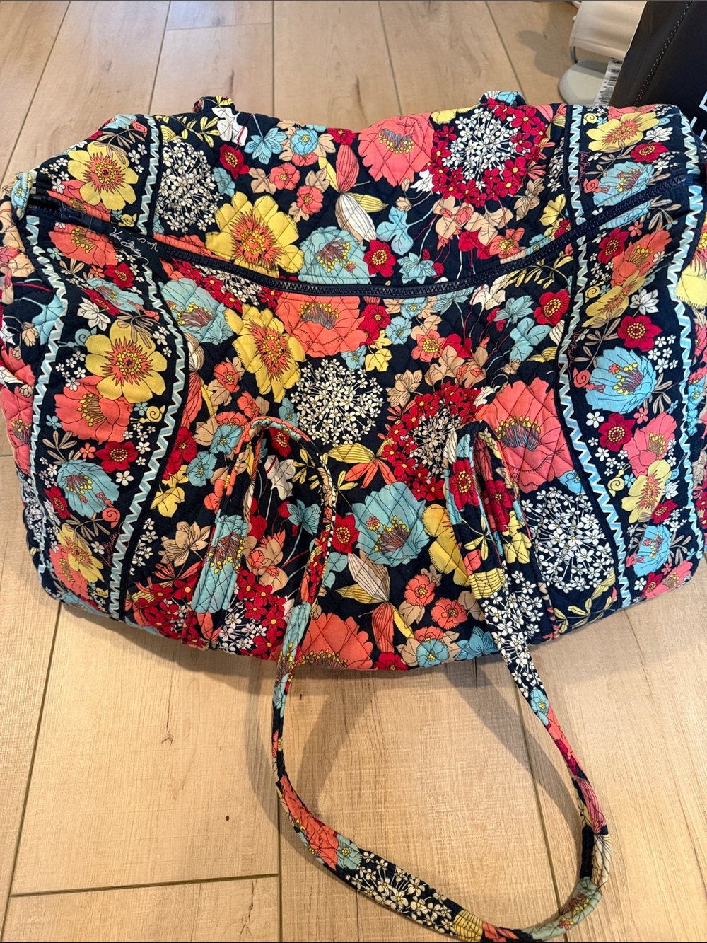 Vera Bradley Quilted Floral Large Duffel Bag - Navy Multi very good used